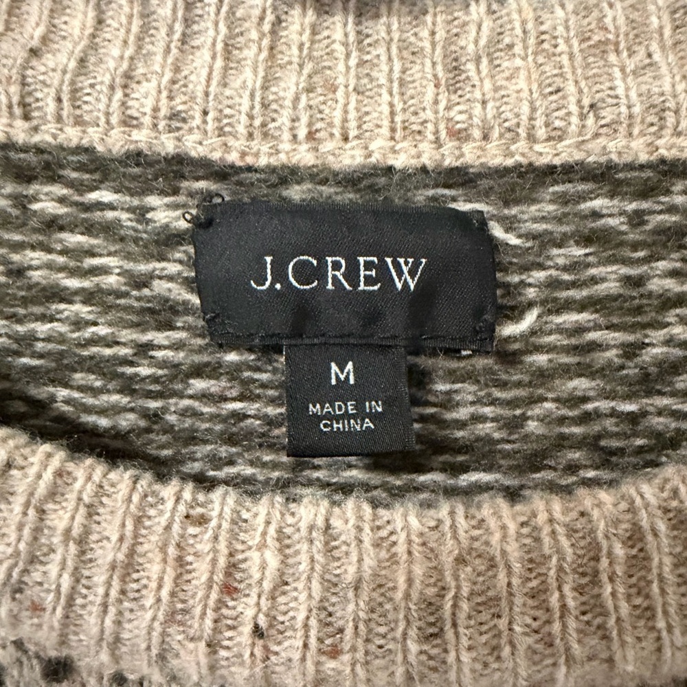 Rugged Merino Wool Donegal
Herringbone Medium Sweater For Men - Picture 2 of 11